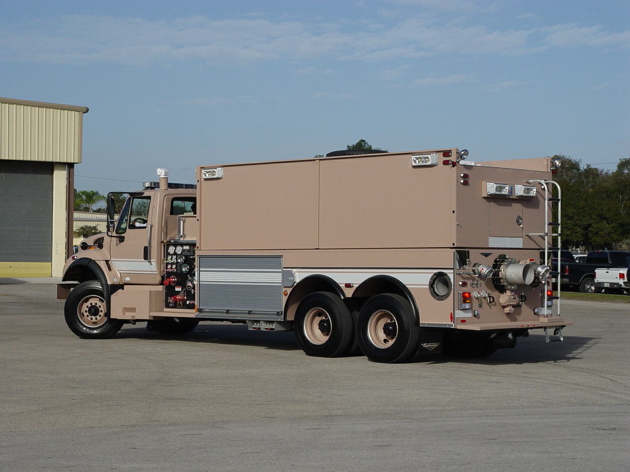 new_4K_P-26. _coming.jpg